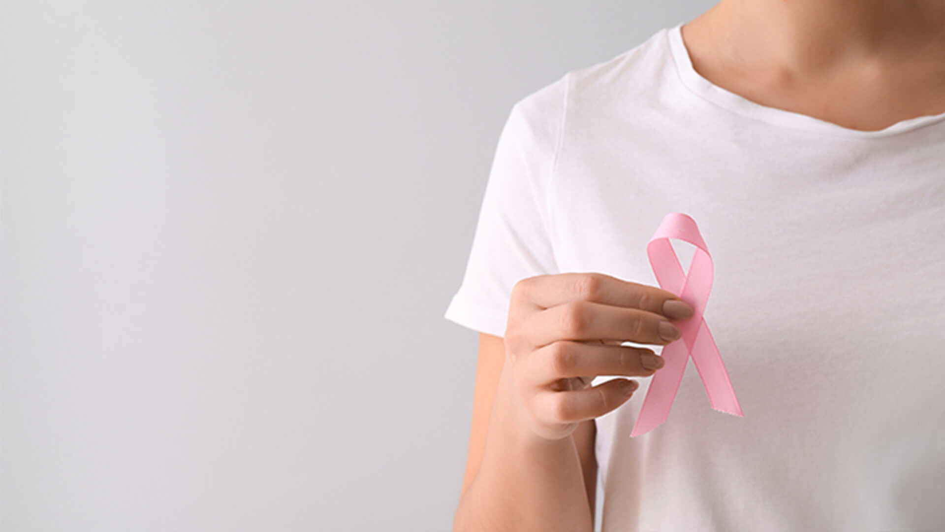 National Braless Day is almost here! Whilst raising breast cancer awareness here are 7 surprising benefits of going braless