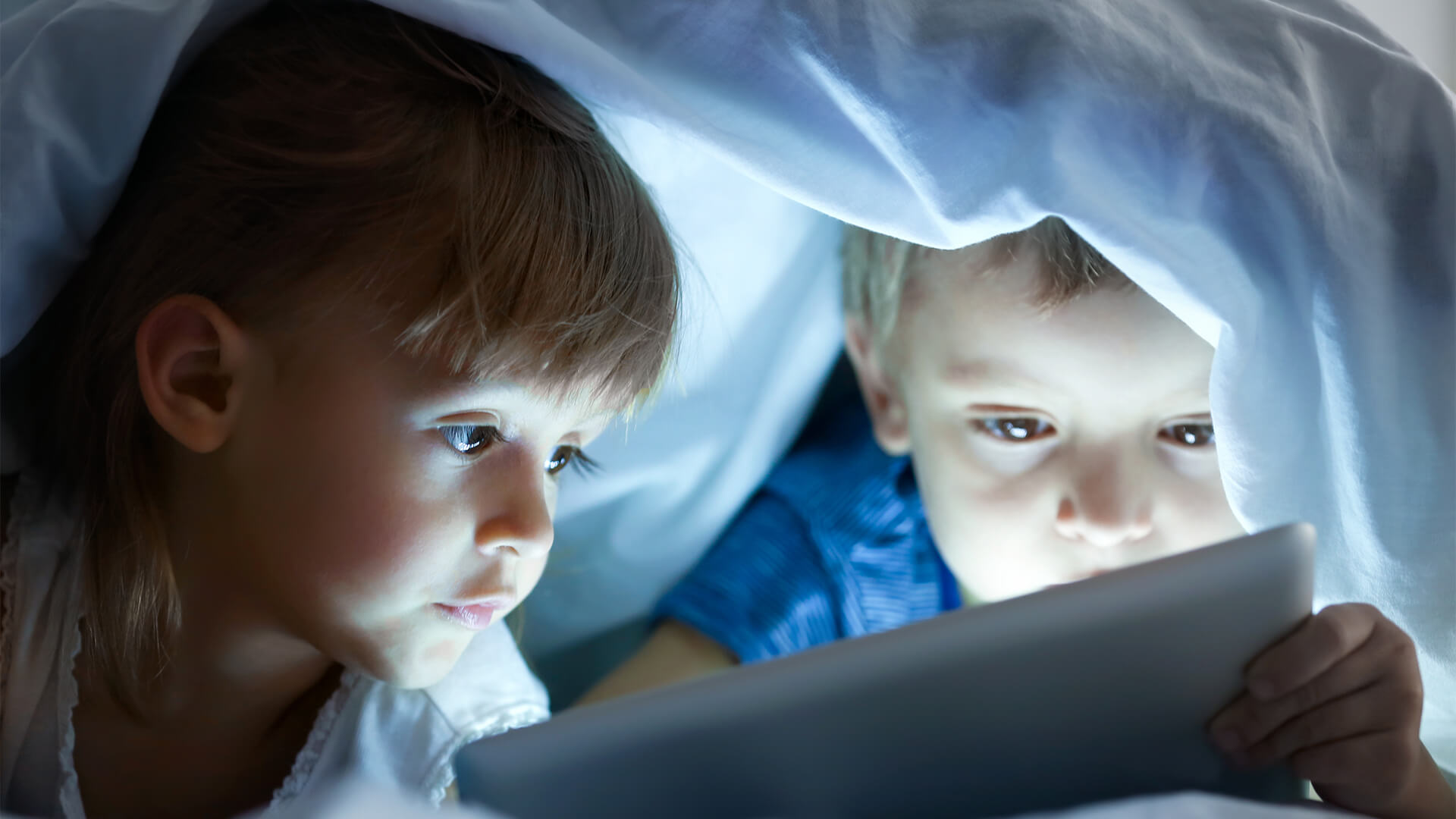5 Indicators Children Are Experiencing Screen Addiction