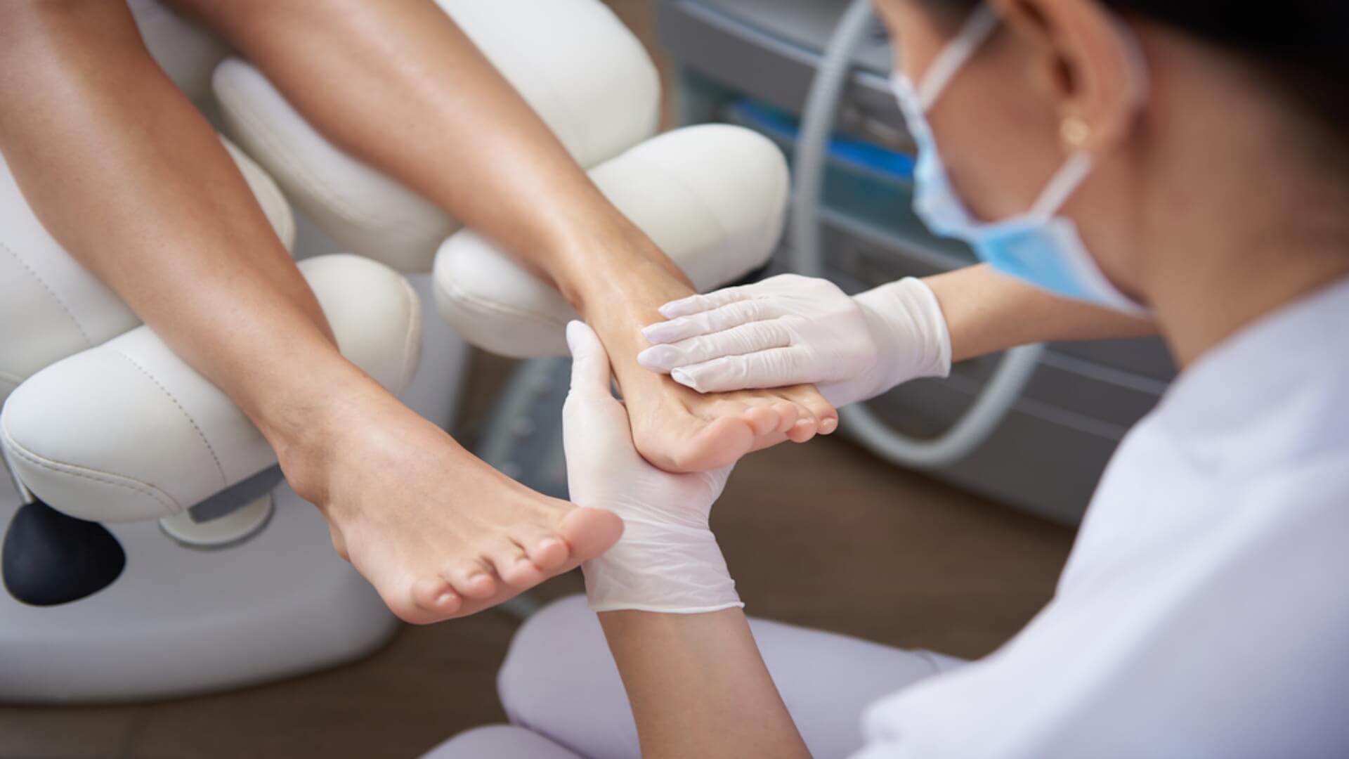 Feet Care 101: 6 Tips To Get On A Good Footing